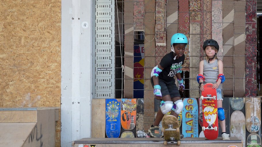 Still: Skate Spectrum.